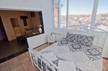 Фото номера Большой двухместный номер с 1 кроватью Отель Snow Heaven Hotel г. Банкя 10