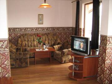 Фото номера Люкс с 1 спальней и балконом Отель Family Hotel Emaly 1 г. Банкя 6