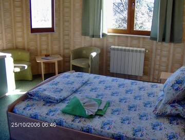 Фото номера Двухместный номер Делюкс с 1 кроватью или 2 отдельными кроватями Отель Family Hotel Emaly 1 г. Банкя 10